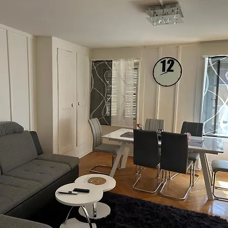Maison Merz Apartmán *